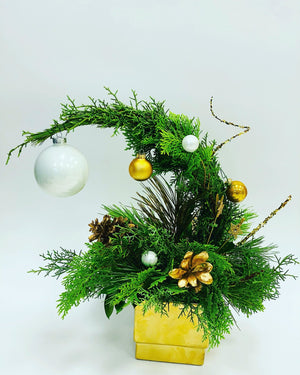 Custom Grinch Tree - Blooms of Paradise