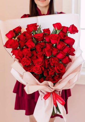 Elegant hand-tied 50 red roses heart-shaped bouquet for Valentine's Day0