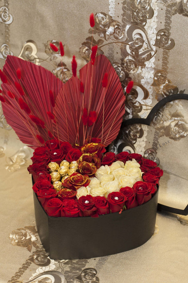 Only Love Box - Blooms of Paradise