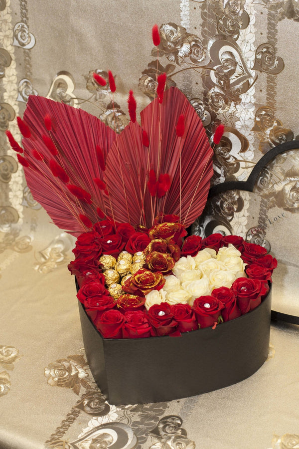 Only Love Box - Blooms of Paradise