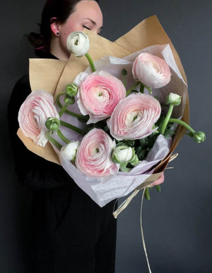Ranunculus - Blooms of Paradise