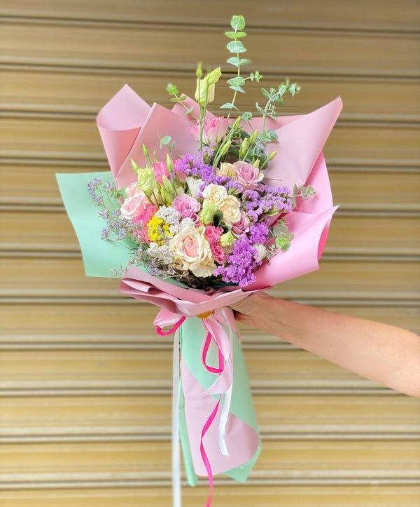 SUMMER MEADOW MIXED FLORAL BOUQUET - Blooms of Paradise